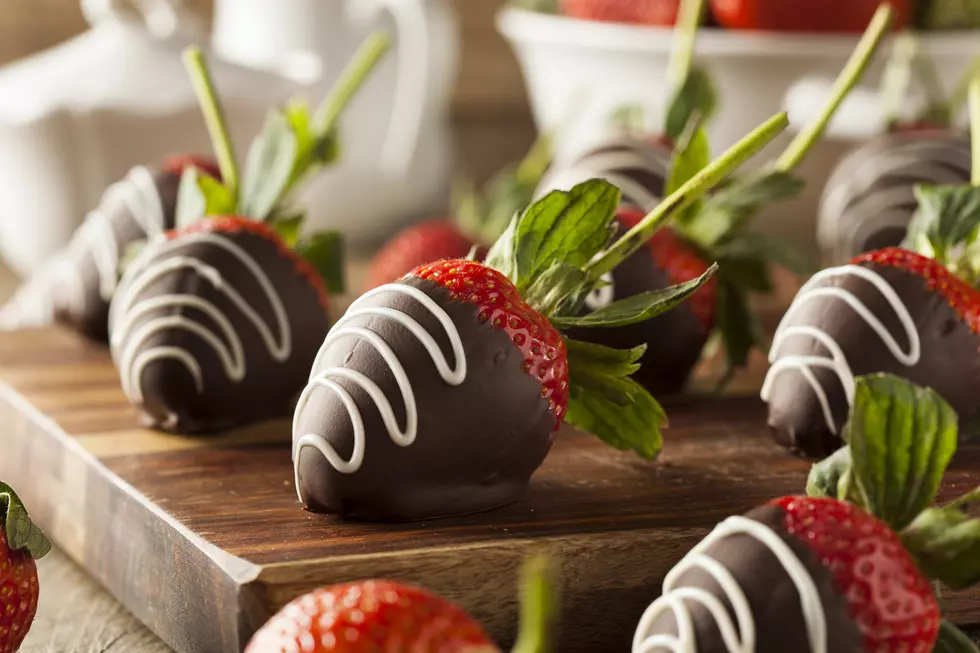How to Order a Chocolate Covered Strawberry Frap From Starbucks