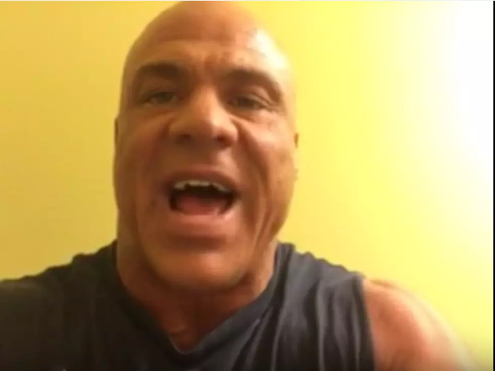 Rockton Man Uses Professional Wrestler to Surprise Kids for Christmas