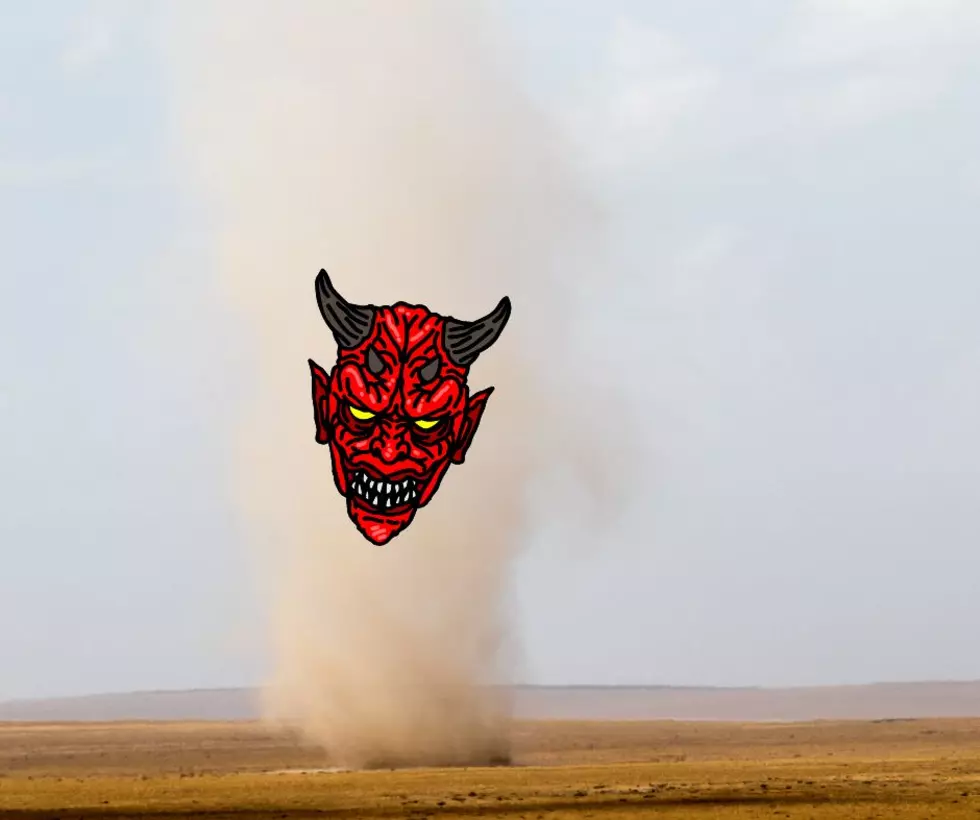 Have You Ever Spotted a ‘Hay Devil’ in Illinois? (Video)
