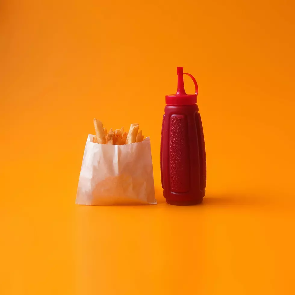 New Life Hack in Illinois for Eating Fries on the Go with Ketchup