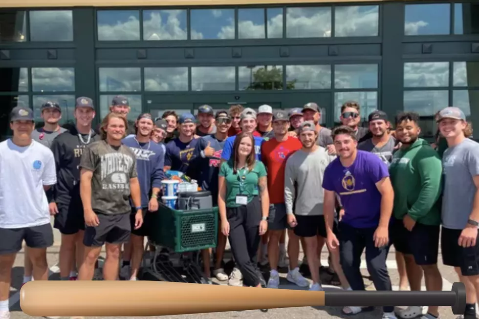 Illinois Baseball Fans Rally To Help Team After They’re Robbed